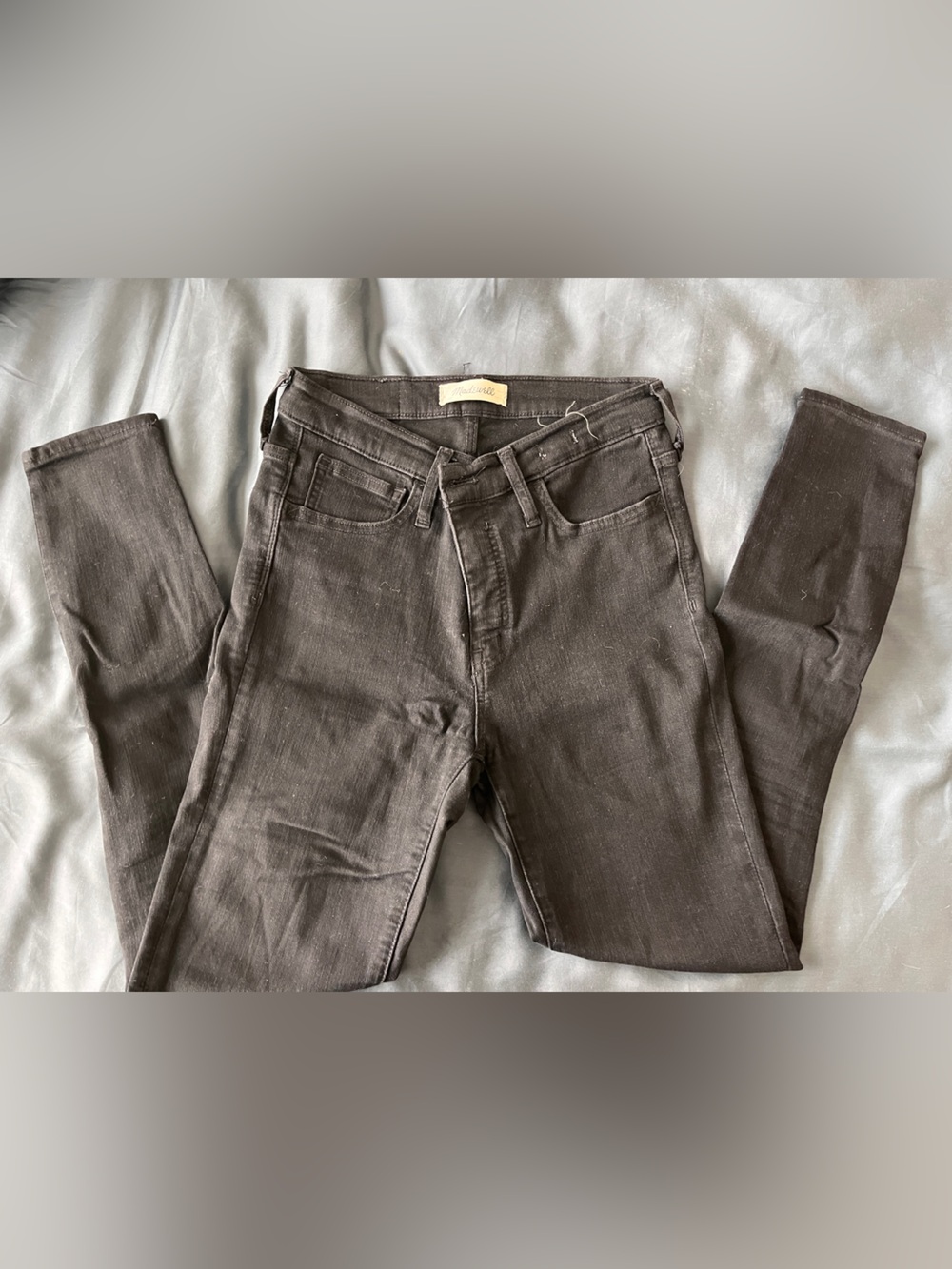 Madewell Women’s Slim Straight Jeans in Black